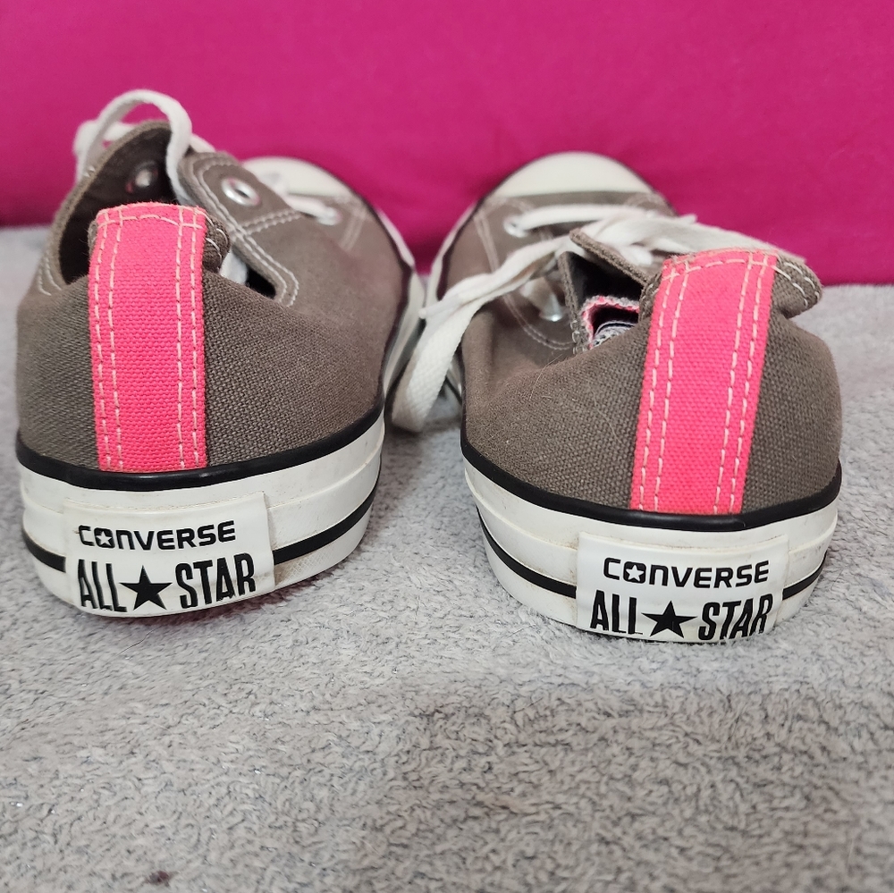 Converse - Picture 6 of 9